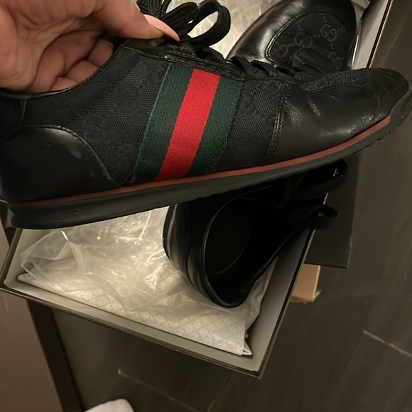 Gucci sneakers - Picture 2 of 4